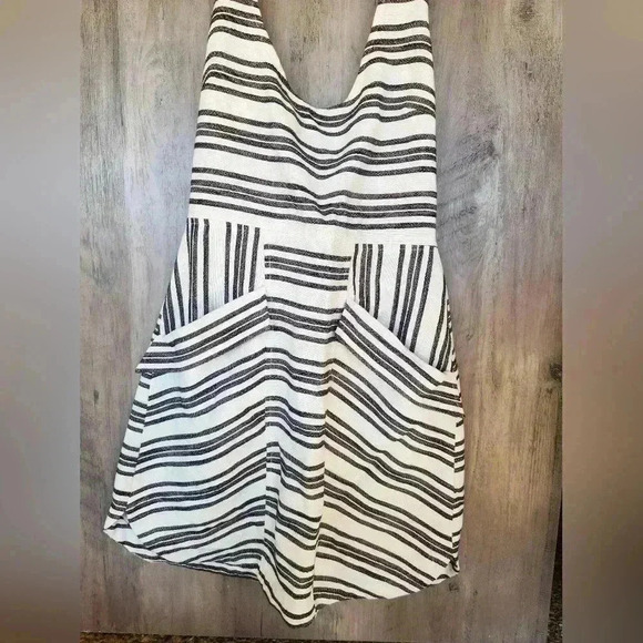 A.L.C White/Black Striped Halter Neck Front Pocket Mini Dress Size 4 - Picture 9 of 14